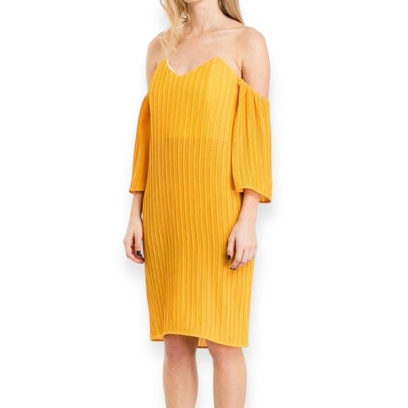 Elliatt Marigold Pleated Off Shoulder Dress XS Yellow NWT - Picture 1 of 10